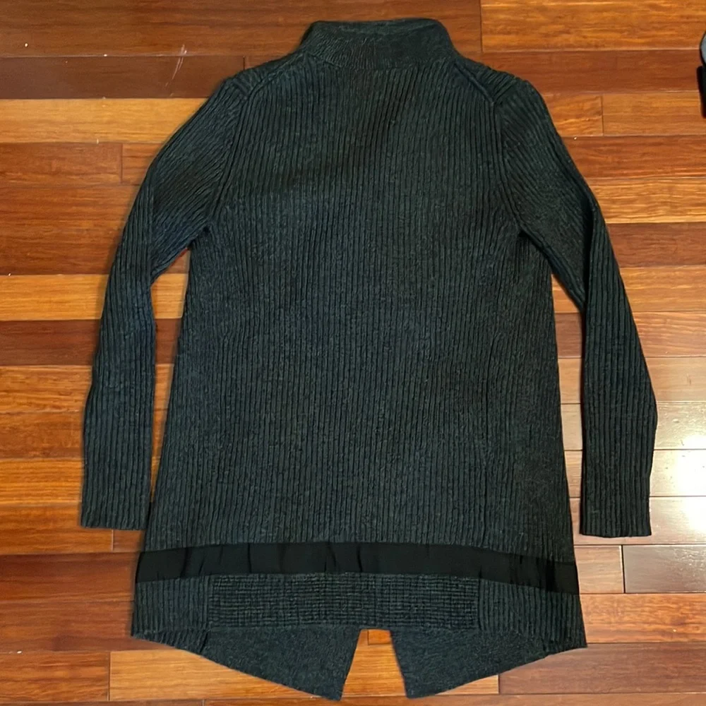 Athleta Side Zip Sweater, Size XS - Picture 4 of 5